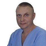 Врач Холмогоров Александр Васильевич